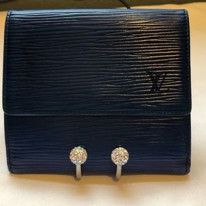 EUC 💙 Authentic Louis Vuitton Epi Wallet